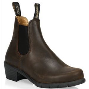 Blundstone heeled boot size 6.5 antique brown